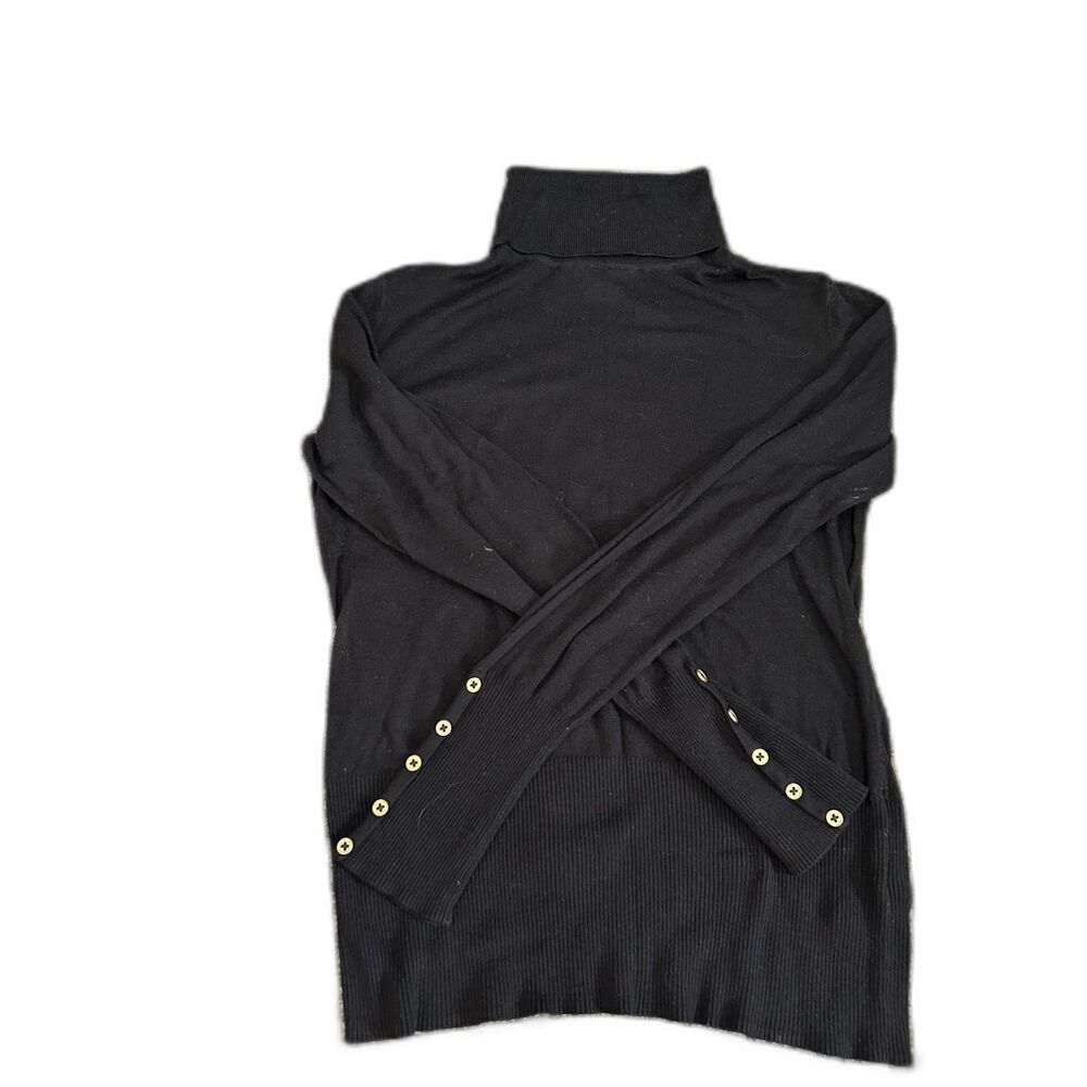 h&m black knit turtleneck long sleeve sweater with decorative gold buttons M
